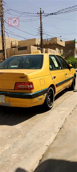Peugeot 405